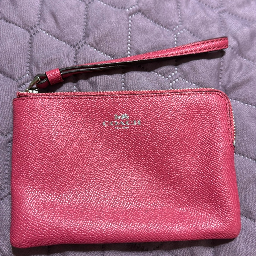 EUC Coach zip around Wristlet